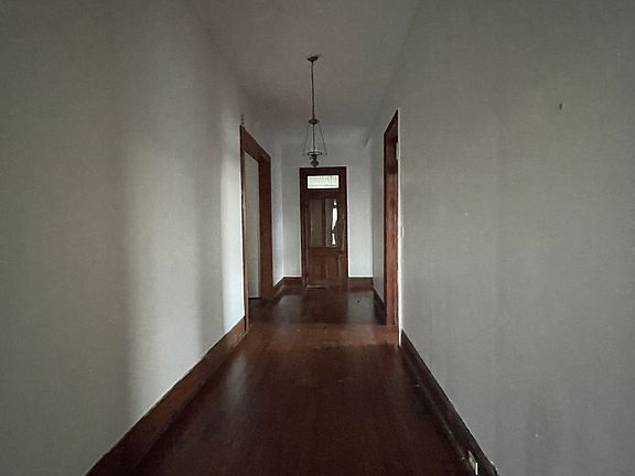 4th image of 4901 Camp St APT B