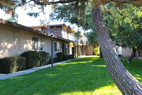 514 N Towne Ave #6 Photo 1