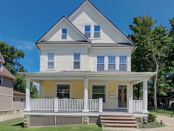 2nd image of 1457 Grace Ave