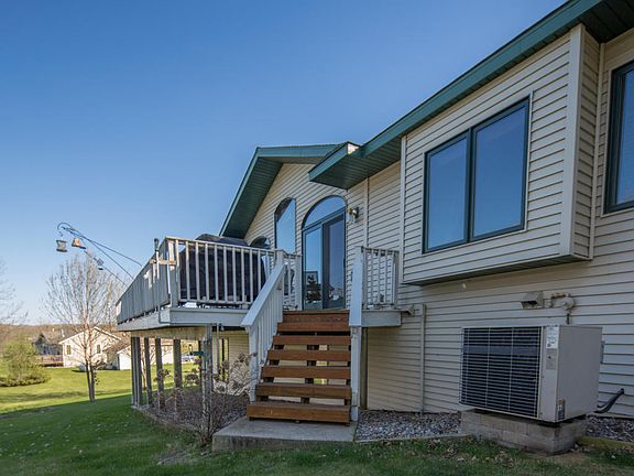 2nd image of 35403 Rolling Hills Dr