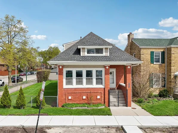 6254 W Barry Ave, Chicago, IL 60634