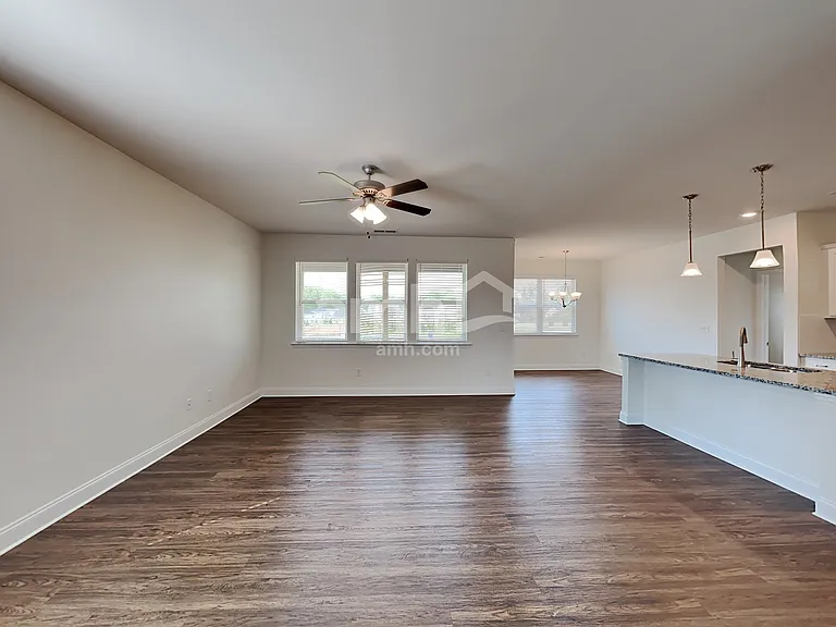 5160 Smithbriar Dr — Photo 7