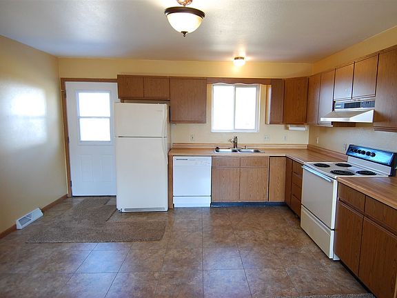 2nd image of 653/655 Alexander Ave