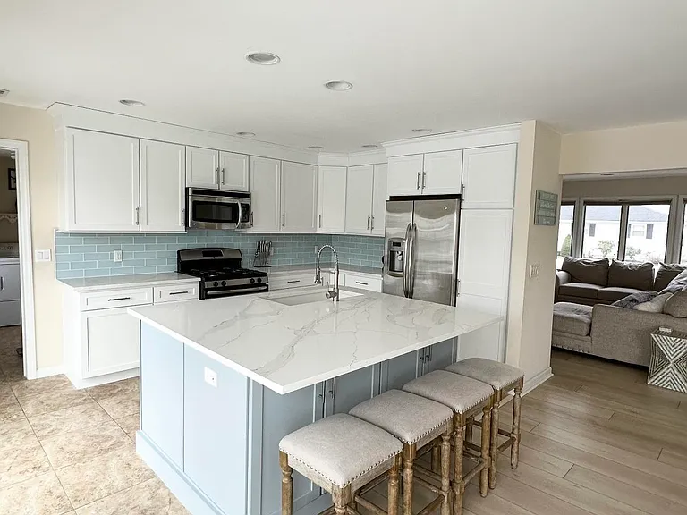241 Westmont Ave — Photo 9