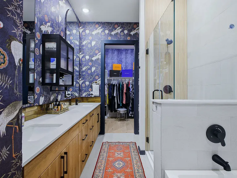719 E Locust St #4107 — Photo 61