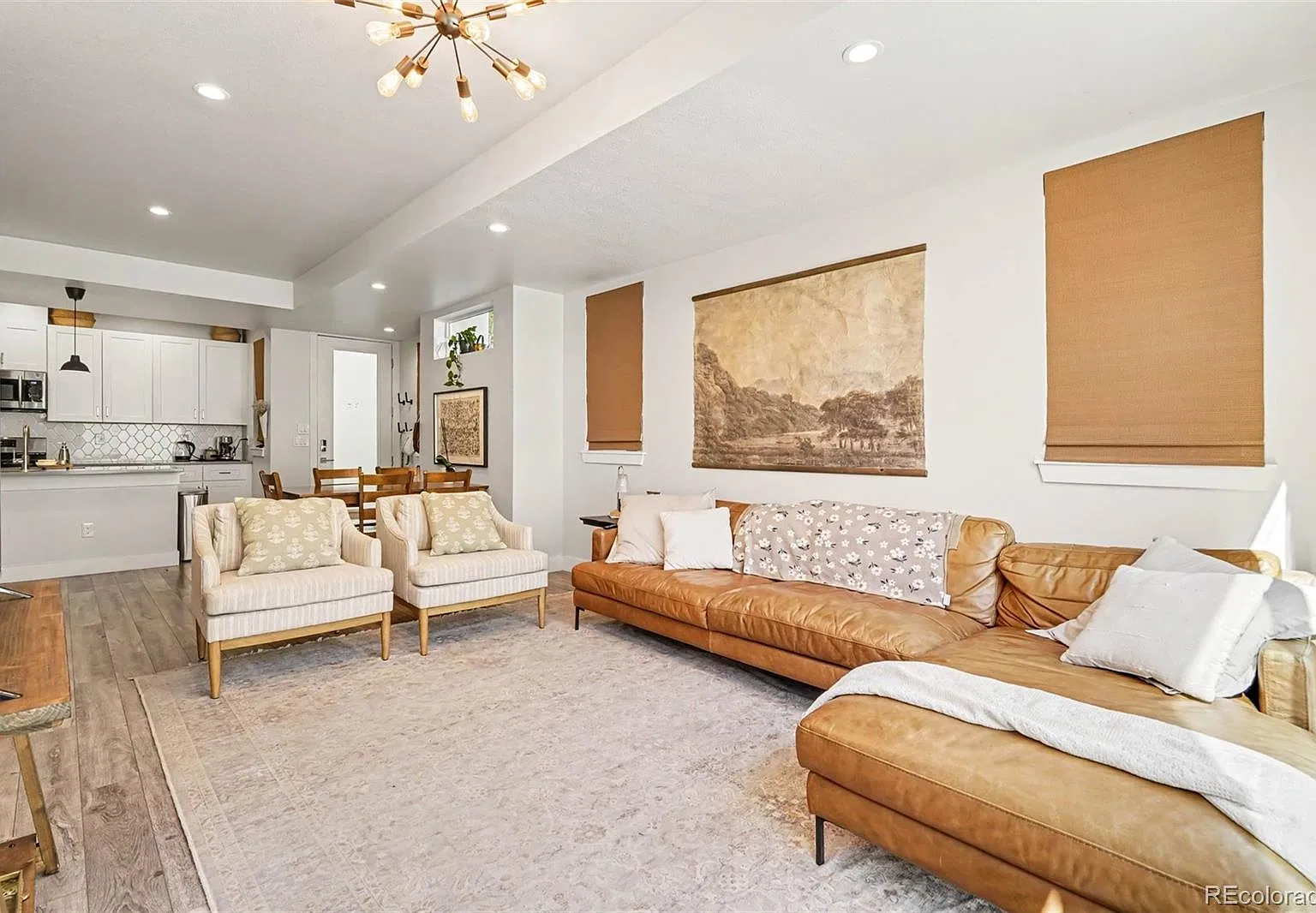 3 bed, 4.0 bath, 2013 sqft, $4,400 — Photo 4