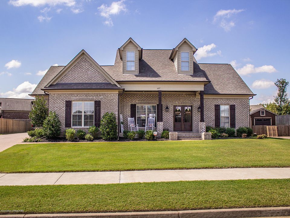 1st image of 607 McNeese Dr