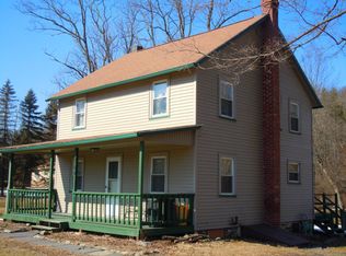 5780 Paradise Valley Rd, Cresco, PA 18326