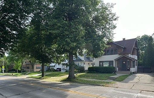 Walk to Washington Highlands, North Ave and Washington School!