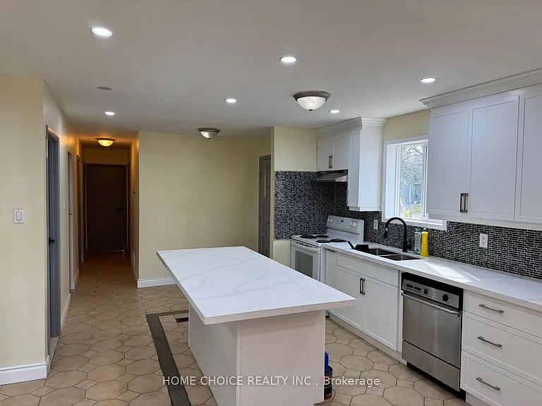 12 Sultan Pool Dr — Photo 11