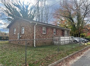 2504 Cork St, Greensboro, NC 27401