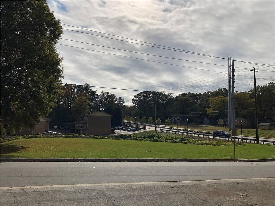 1st image of 550 Seminole Dr NE