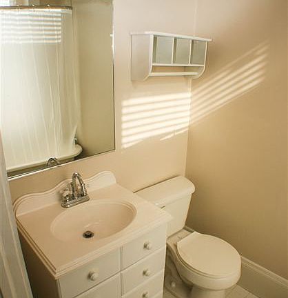 Greene 1107-1 Bathroom Downtown Augusta Loft-Style Apartment