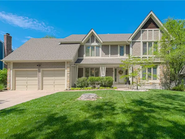 14908 W 83rd St, Lenexa, KS 66215