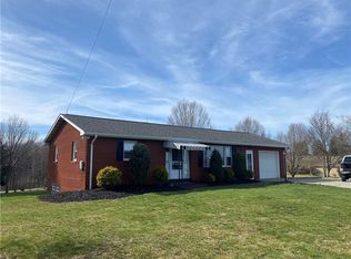 297 Hellein School Rd, Acme, PA 15610