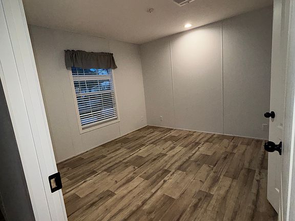 5th image of 15070 E Colonial Dr #44