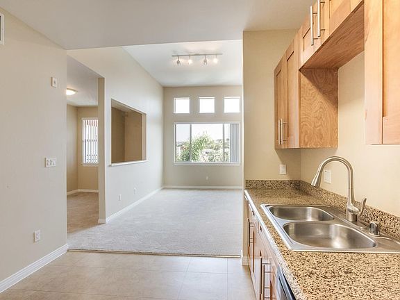 2nd image of 1300 W 2nd St #306