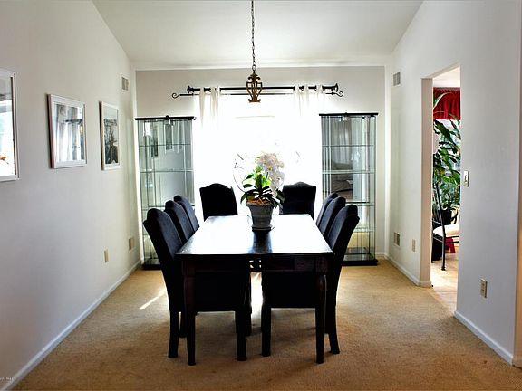 4th image of 1157A Thornbury Ln
