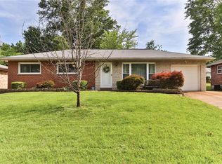 1206 Darding Dr, Saint Louis, MO