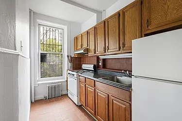 Rented by Erica Sullivan, LREB