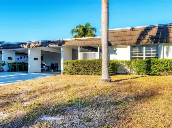 3823 Glen Oaks Dr E #83, Sarasota, FL 34232