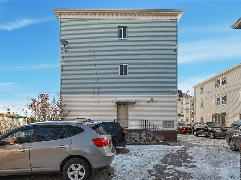 857 S 1st St #2 — Photo 17