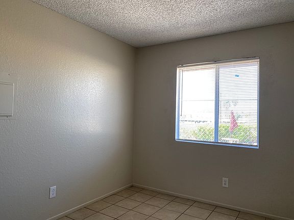 5th image of 66675 4th St APT B