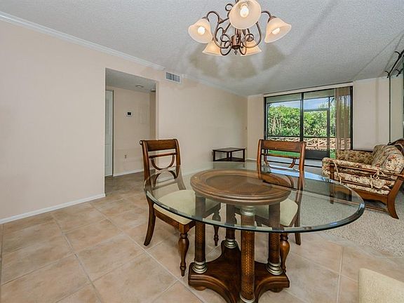 5th image of 1332 Pasadena Ave S APT 106