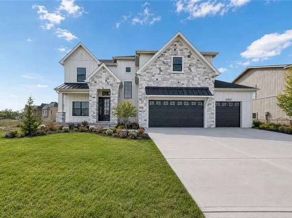 15267 W 161st Ter, Olathe, KS 66062