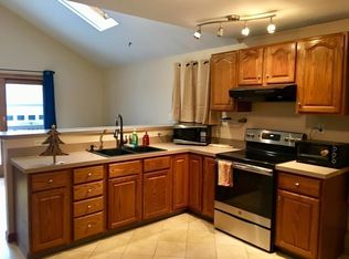 21 Henry St #1, Northampton, MA 01060