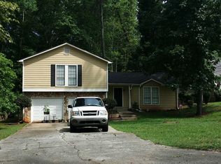 5162 Twin Hickory Ct, Stone Mountain, GA 30088