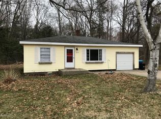 16241 Taft Rd, Spring Lake, MI 49456