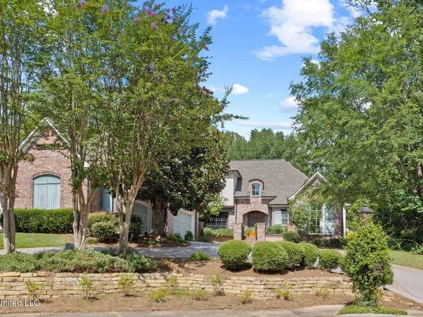 206 Valley Rd, Ridgeland, MS 39157