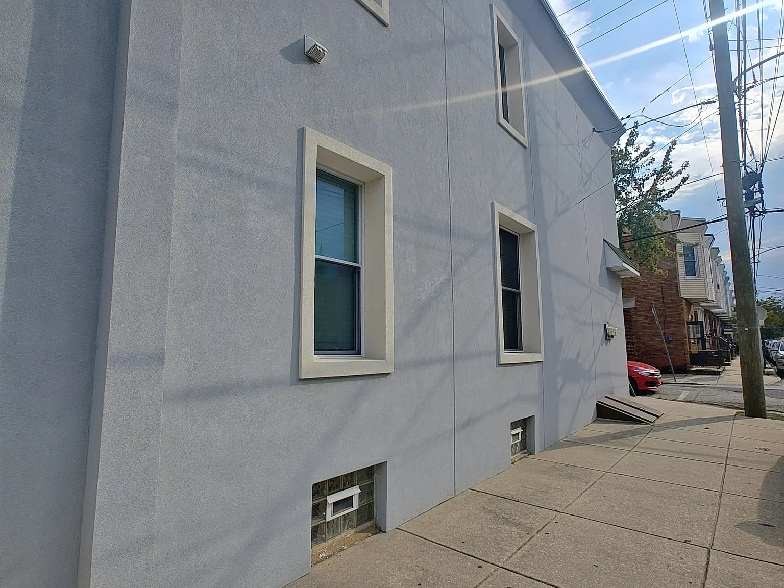 2 bed, 700 sqft, $1,350 — Photo 2