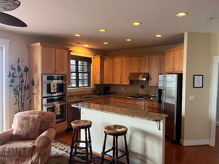 103 Swan Cove Ln #103 — Photo 6