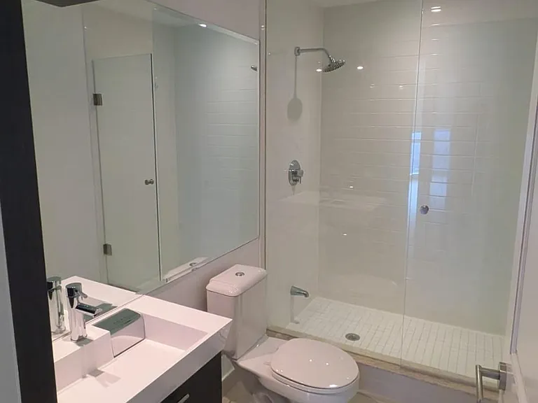 388 Yonge St #6016 — Photo 12