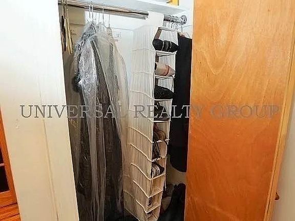 4th image of 261 Broome St APT 3c