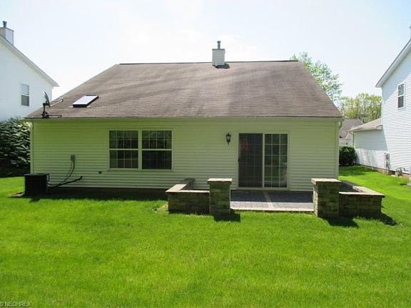 4th image of 1128 Dorset Ct