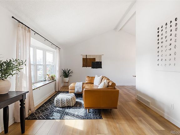 3rd image of 10175 W Hawaii Place