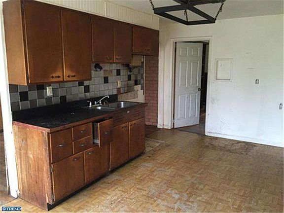 4th image of 411 Garfield Ave