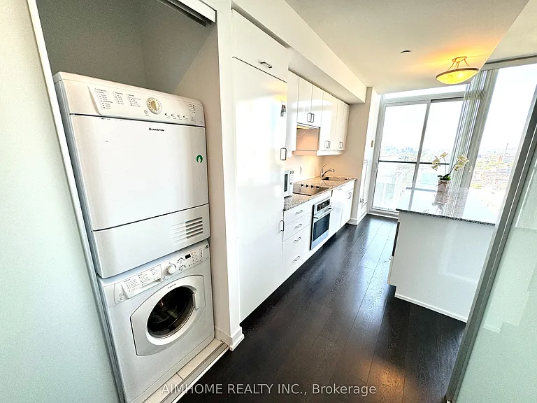 426 University Ave #2301 — Photo 12