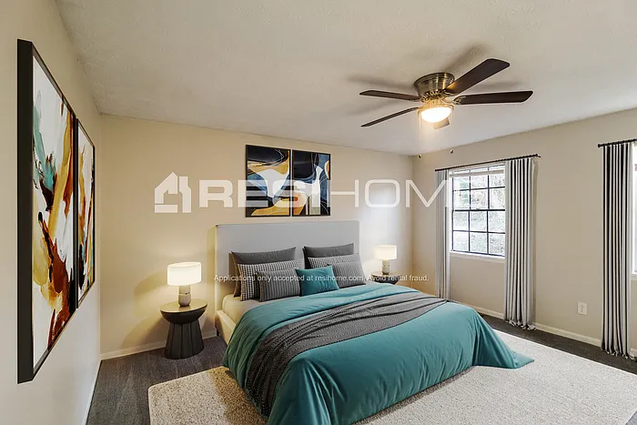915 Mainstreet Lake Dr — Photo 6