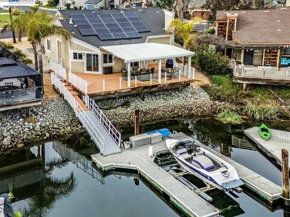 2101 Portside Ct, Discovery Bay, CA 94505