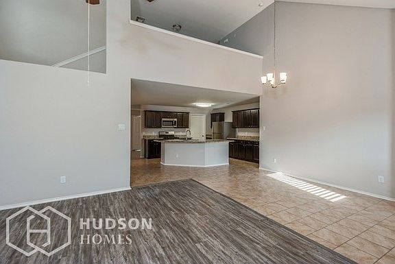 3rd image of 23247 Gallanda Dr