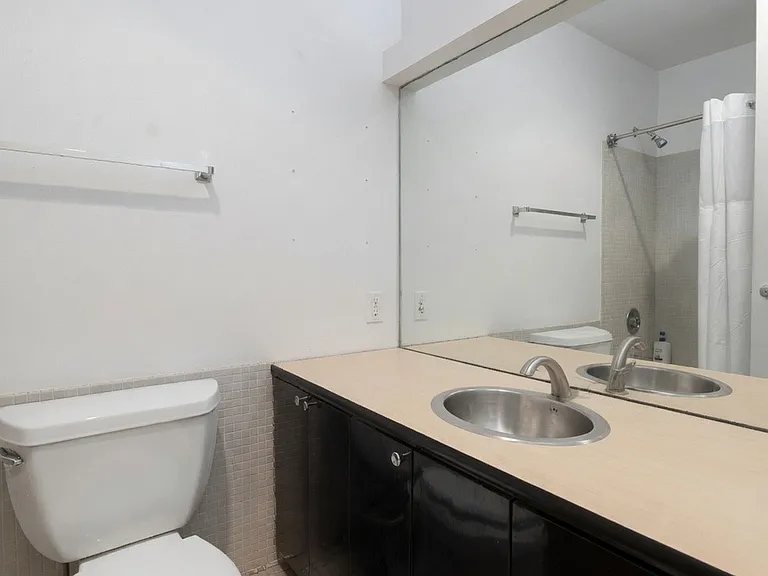 2403 N Lakeview Ave #1 — Photo 15
