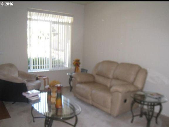 5th image of 3120 NE 120th Ct