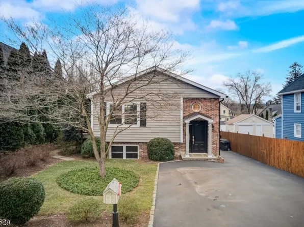 29 Garibaldi St, Bernardsville Boro, NJ 07924