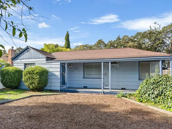 2095 Corby Avenue, Santa Rosa, CA 95407