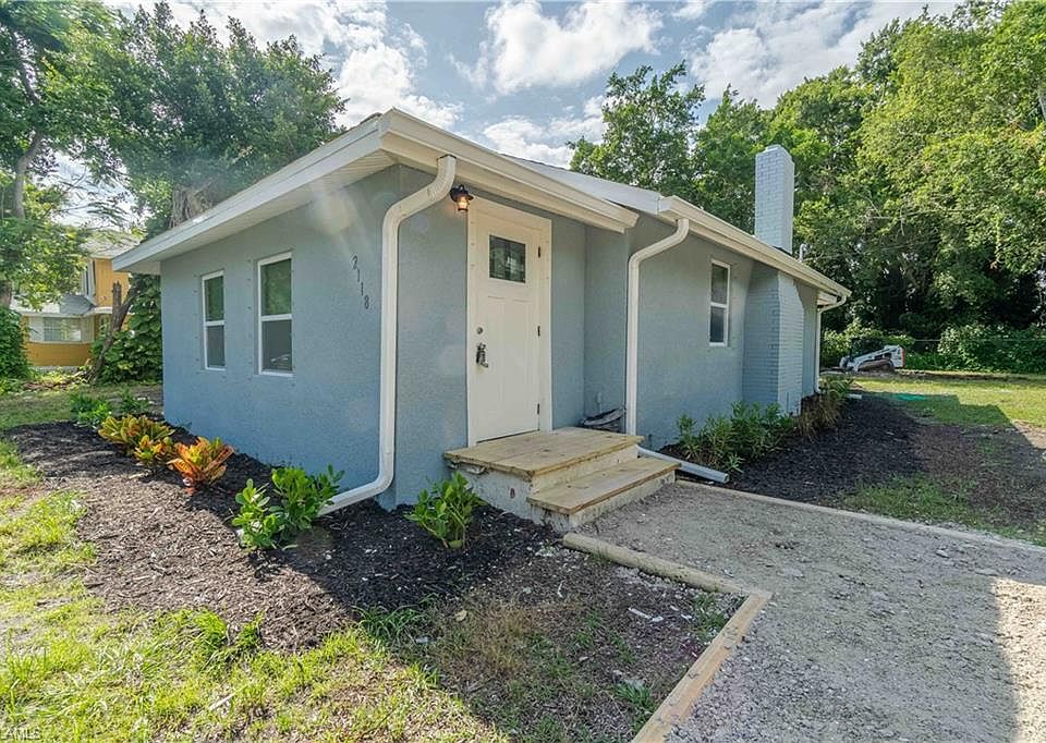 1st image of 2118 Grace Ave