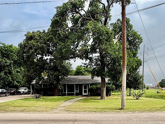 4th image of 1313 Live Oak St